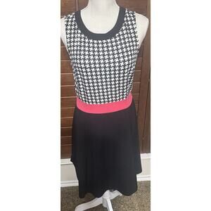 Every Body Every Wear size S Fit And Flare Dress Black White Houndstooth